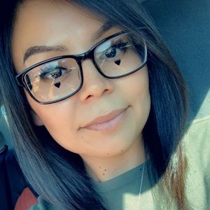 Meet your Posher, Renelda